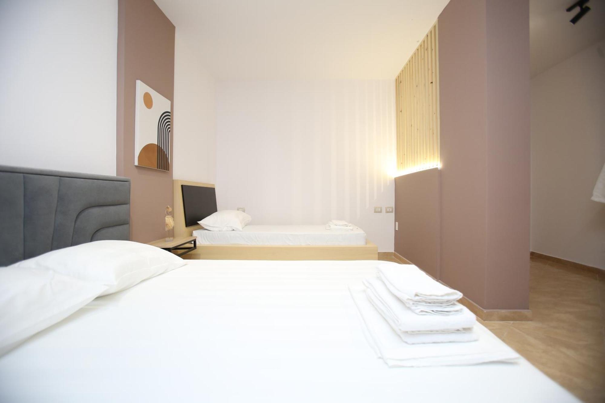 Vlorë Tekb Rooms & Apartments מראה חיצוני תמונה