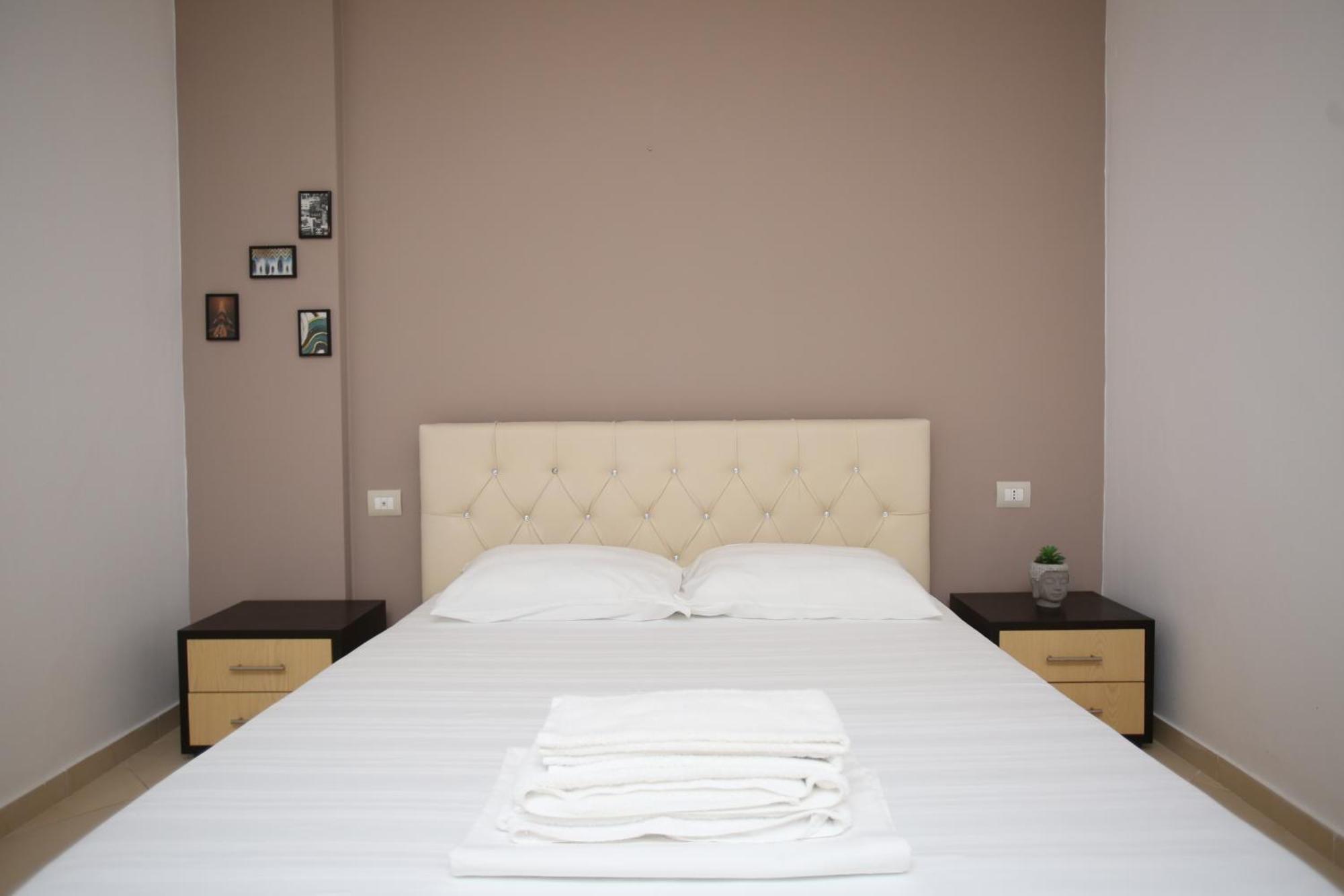 Vlorë Tekb Rooms & Apartments מראה חיצוני תמונה