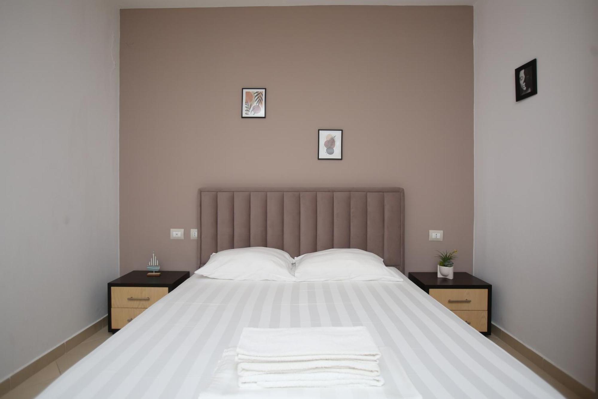 Vlorë Tekb Rooms & Apartments מראה חיצוני תמונה