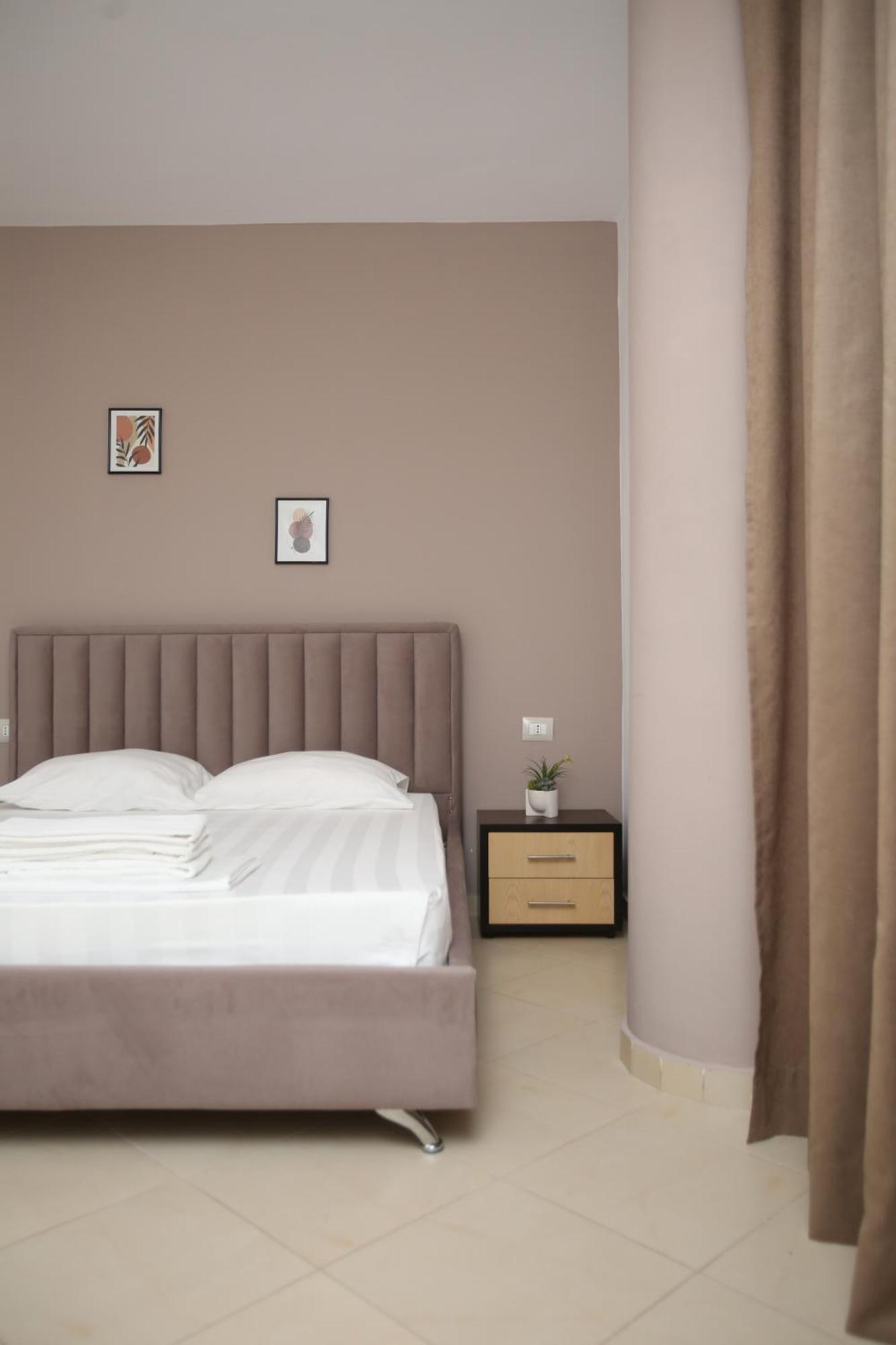 Vlorë Tekb Rooms & Apartments מראה חיצוני תמונה