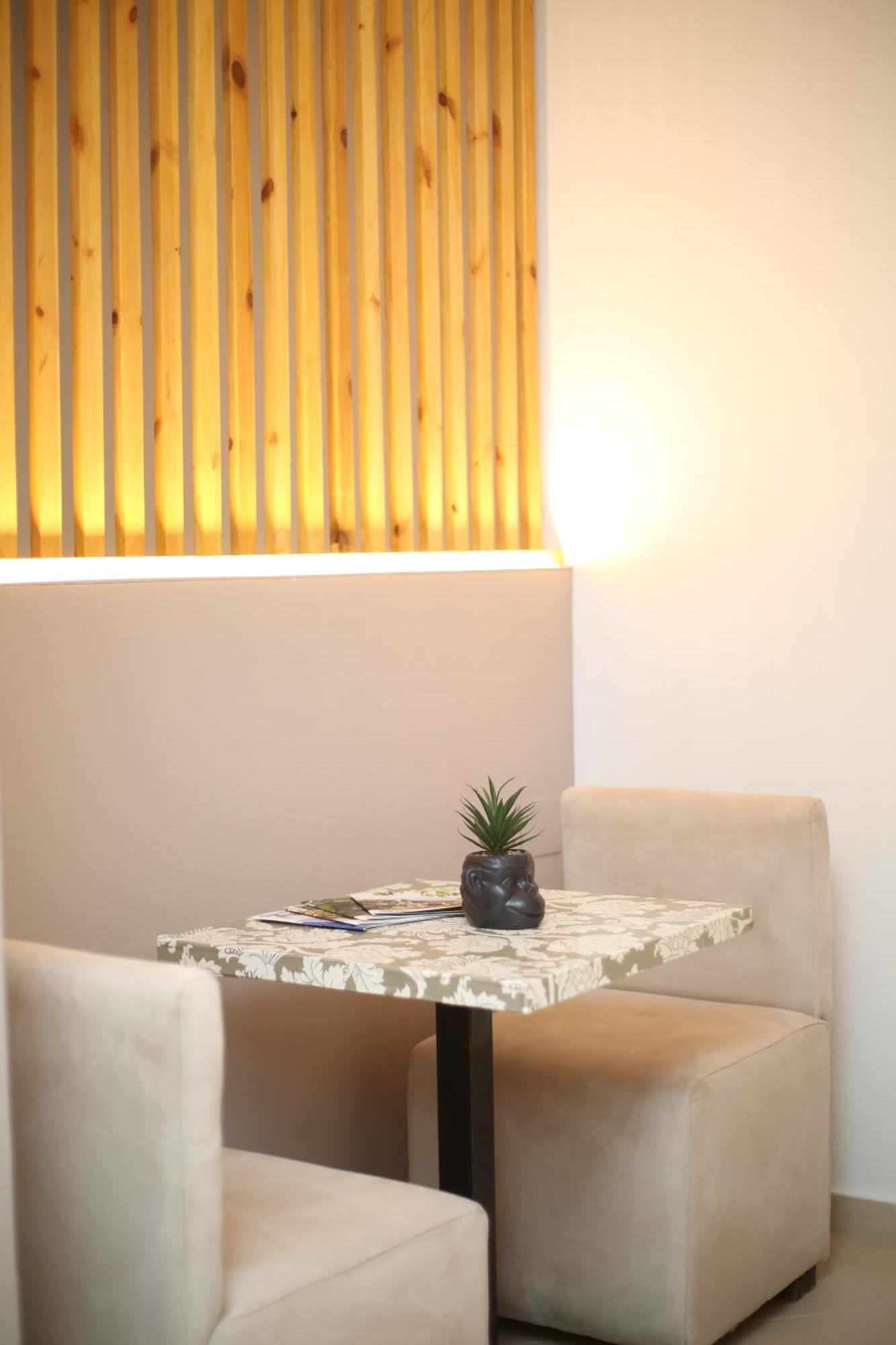 Vlorë Tekb Rooms & Apartments מראה חיצוני תמונה